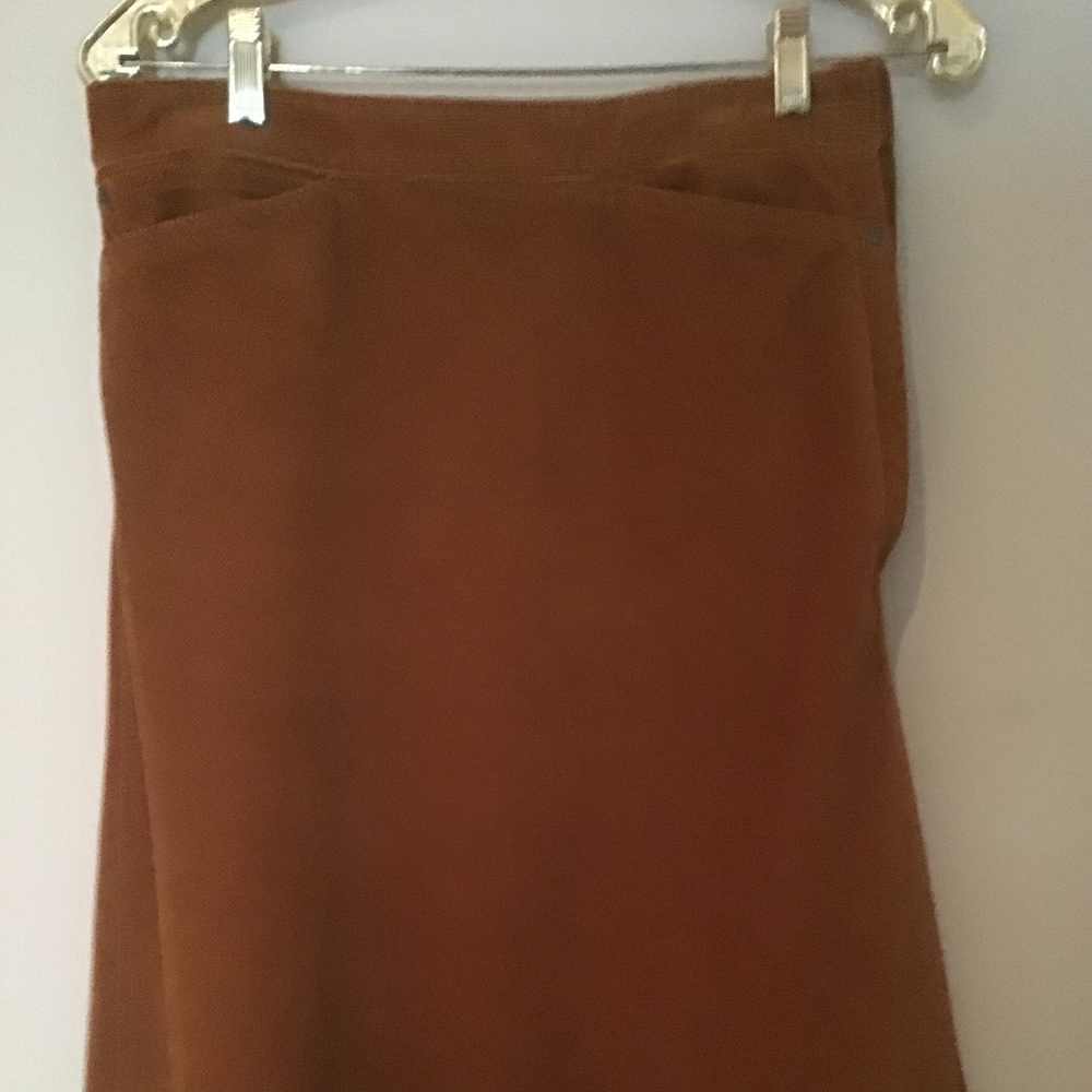 Brown corduroy skirt